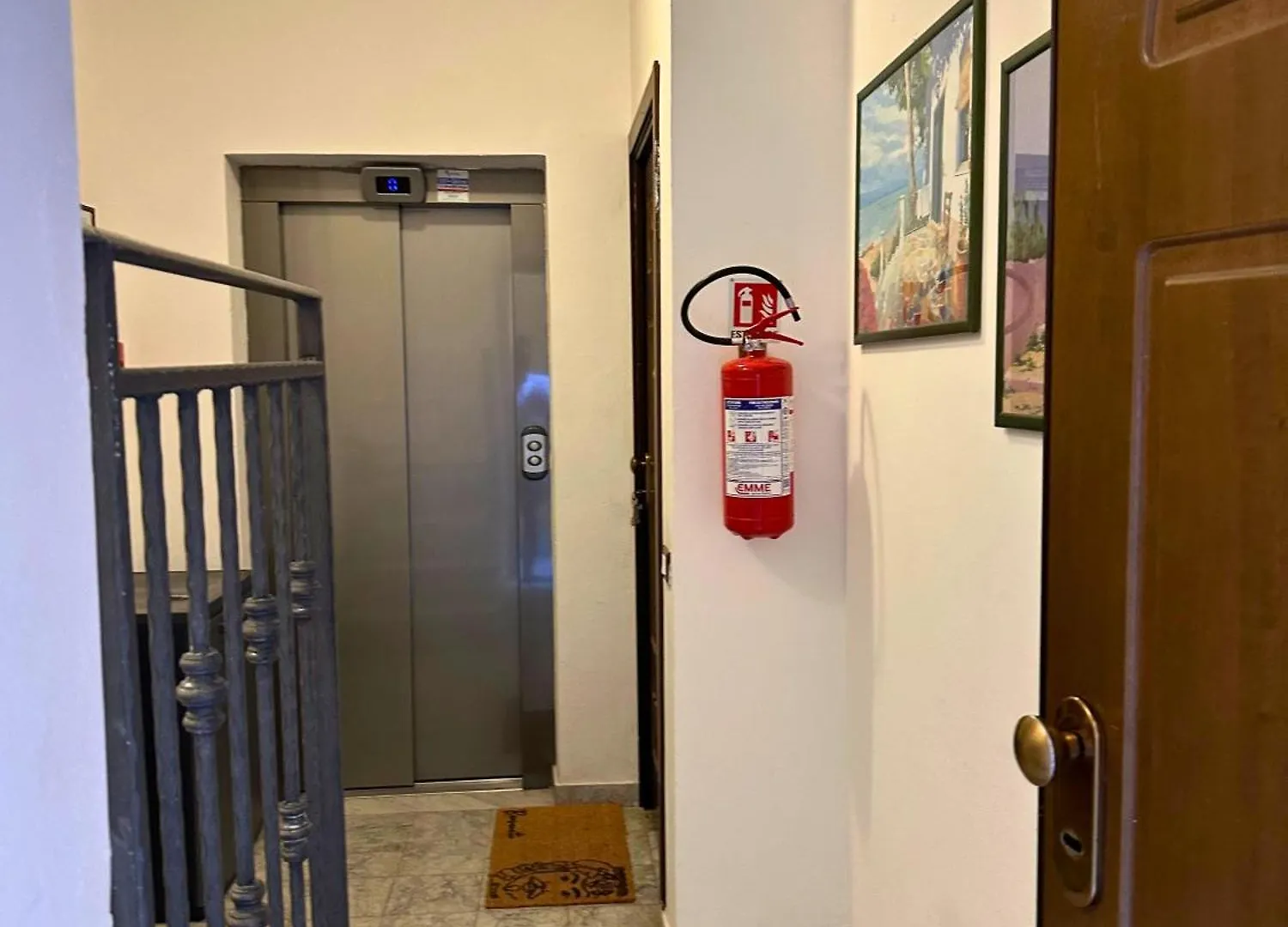 Apartamento Appartamenti-Residence Al Massimo Palermo
