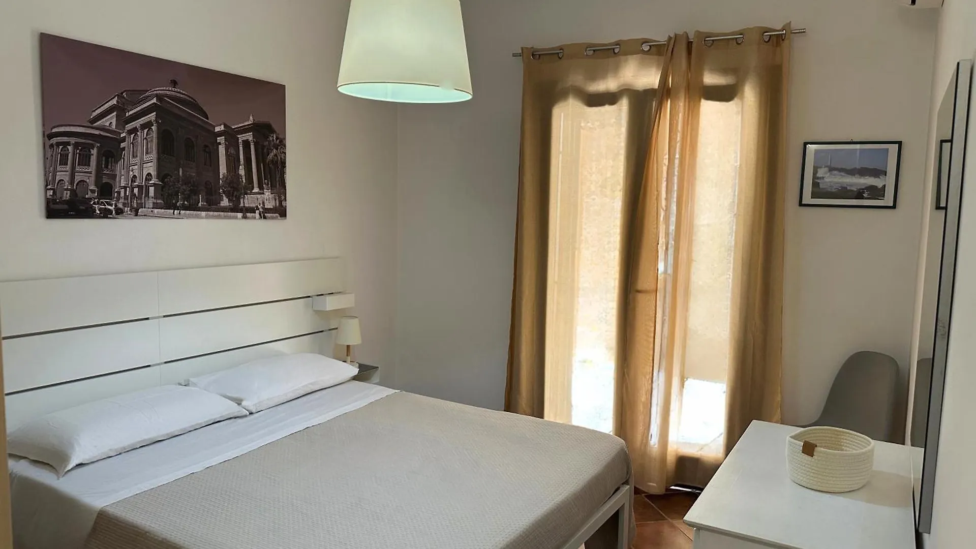 Appartamenti-Residence Al Massimo Palermo Apartment